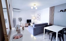 St Roch 2 - Appart 300 M De La Gare, Clim, Terrasse, Garage